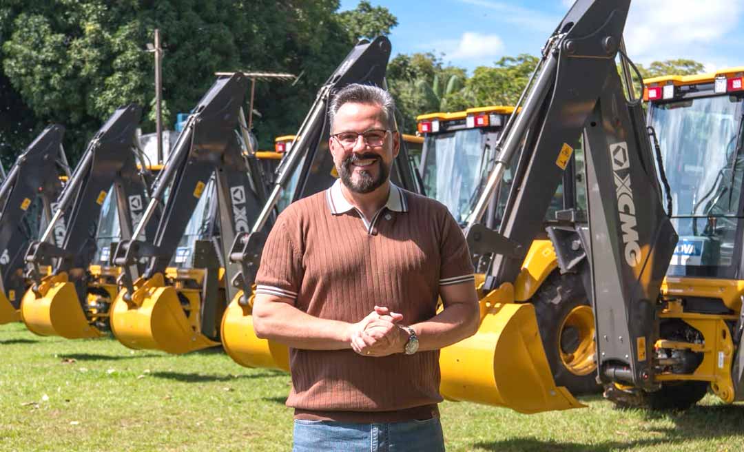 Alan Rick anuncia maior entrega de máquinas, veículos e equipamentos da história do Acre