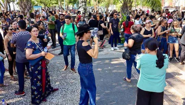 Após quase duas semanas de impasse, Educação fecha acordo e retoma aulas em Rio Branco