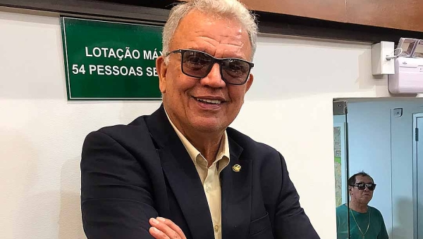 “Não posso negar para você que eu tenho tido boas conversas com o senador Alan Rick”, diz Petecão sobre articulações para composição de chapa