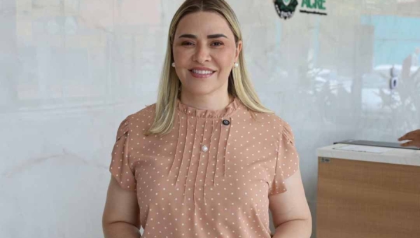 Ex-secretária da Mulher, Márdhia El-Shawwa, declara apoio a Alan Rick: "confiança no trabalho desenvolvido pelo senador"