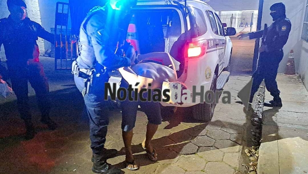 Cerco ao tráfico termina com prisão de homem e apreensão de drogas em residência usada como ponto de venda em Rio Branco