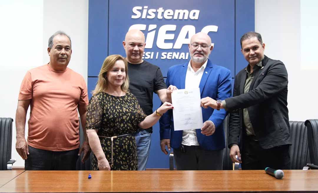 Zé Adriano destaca fortalecimento da indústria acreana com nova plataforma do COMPRAC