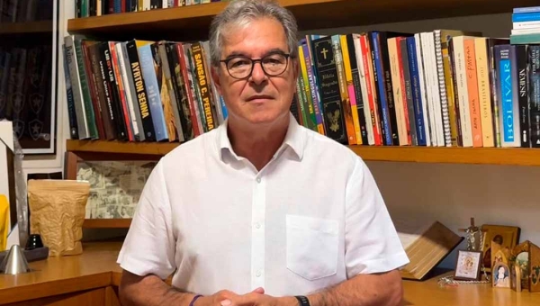 Jorge Viana se solidariza com vítimas da queda da ponte e anuncia visita do ministro dos Transportes a Sena Madureira
