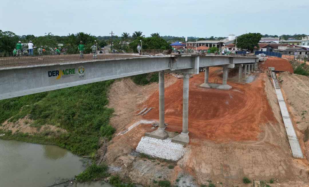 Governo diz que vai acionar empresa judicialmente para construção de nova ponte em Sena Madureira