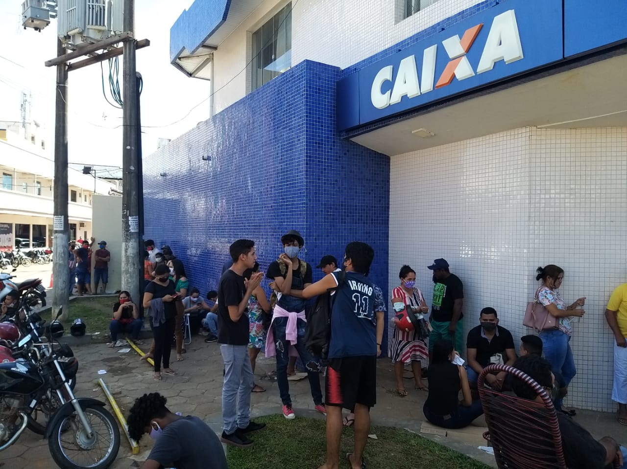 CAIXA 03