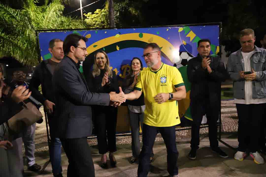 ENTREGA_ÔNIBUS_E_LANÇAMENTO_RIO_BRANCO_TORCE_JUNTO_1.jpeg